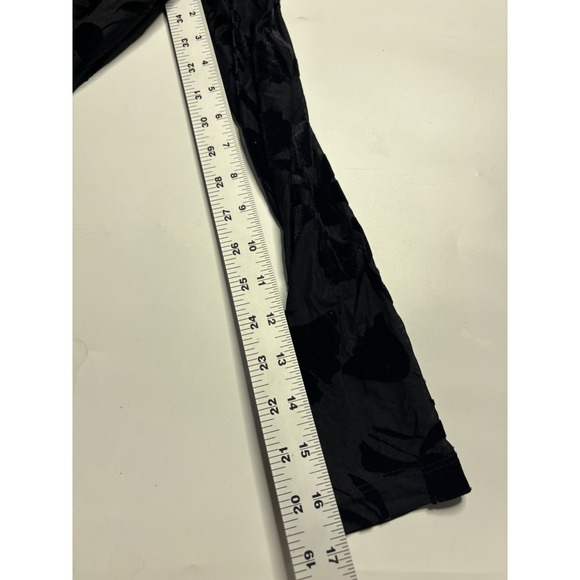 Calvin Klein Women's 8 Black Velvet Mini Burnout Sheath‎ Dress Old Money Elegant - Picture 6 of 7